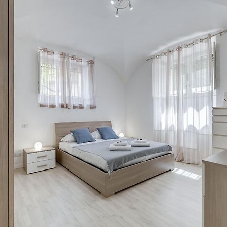 Vivilo Collection - Brescia Central Apt - 2Bd 2 Baths Apartment Rome Luaran gambar